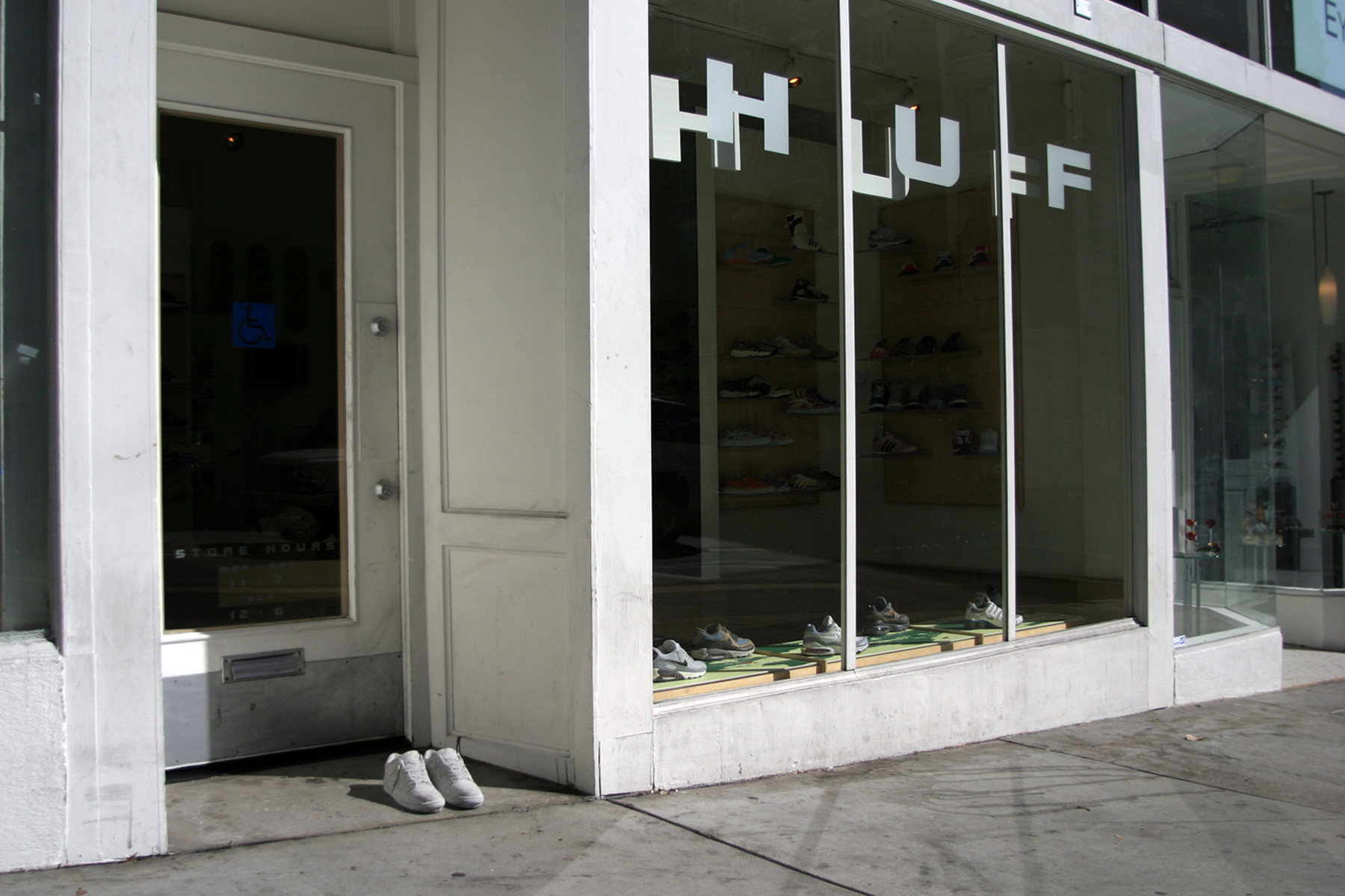 concrete-dunks-01-huf